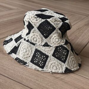 House of Harlow Crochet Bucket Hat in Black and Cream